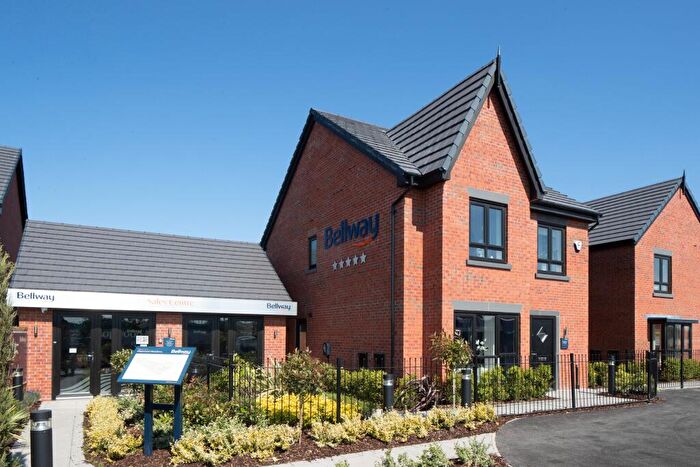 4 Bedroom Detached House For Sale In Manchester Road, Heywood, OL10