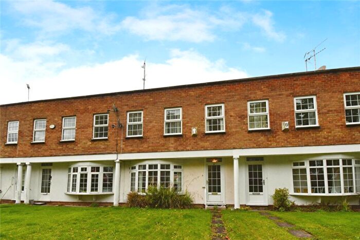 3 Bedroom Terraced House For Sale In Hanover Close, Prenton, Wirral, CH43