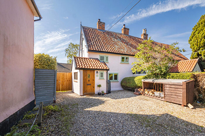 3 Bedroom Semi-Detached House For Sale In Post Office Lane, Glemsford, Suffolk, CO10