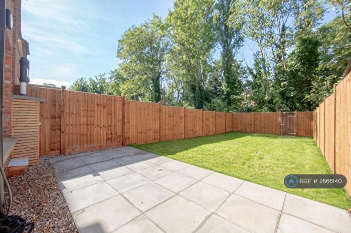 2 Bedroom Flat To Rent In Goldhurst Terrace, London, NW6