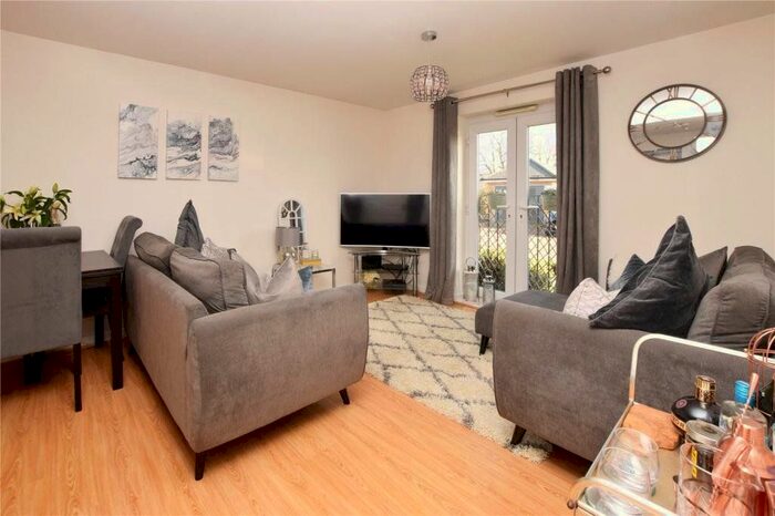 1 Bedroom Flat To Rent In Moore Court, Dodd Road, Watford, WD24