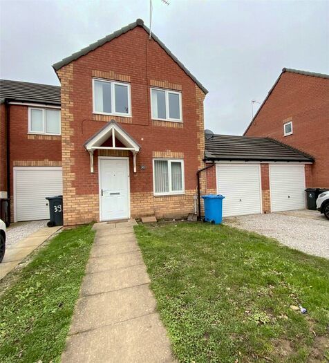 3 Bedroom Semi-Detached House To Rent In Woolfall Heath Avenue, Liverpool, Merseyside, L36