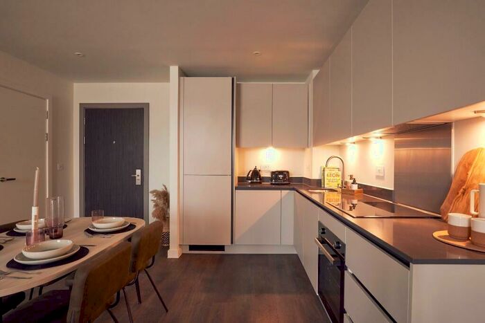 2 Bedroom Apartment To Rent In Corkfield Birmingham, Pershore Road, Birmingham, B5