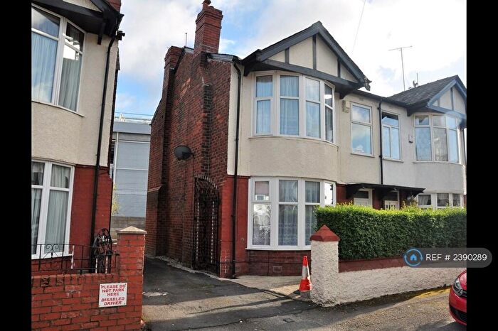 3 Bedroom Semi-Detached House To Rent In Sherbourne Crescent, Preston, PR1