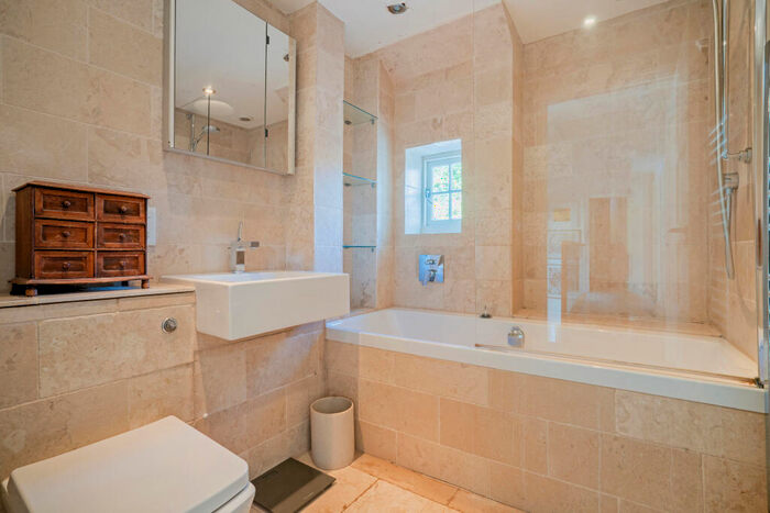 4 Bedroom Detached House For Sale In Back Lane, Marlborough, SN8