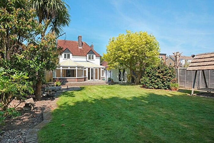 4 Bedroom Detached House For Sale In Barrack Lane, Aldwick, Bognor Regis, West Sussex, PO21