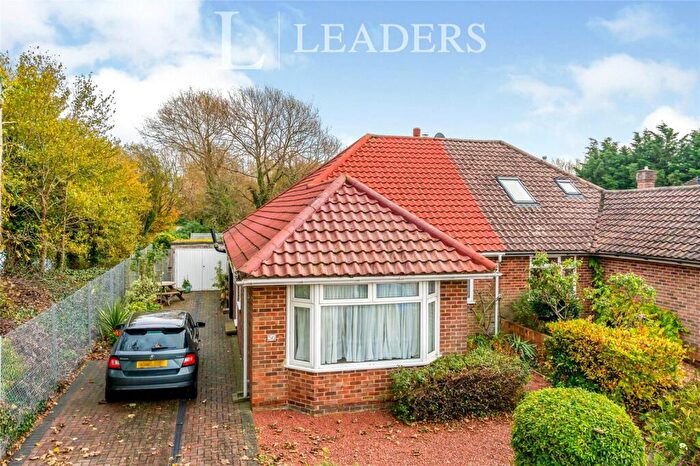 3 Bedroom Bungalow For Sale In Langdale Avenue, Chichester, West Sussex, PO19