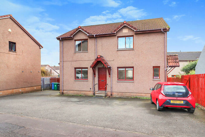2 Bedroom Flat To Rent In Brucefield Feus, Dunfermline, Fife, KY11