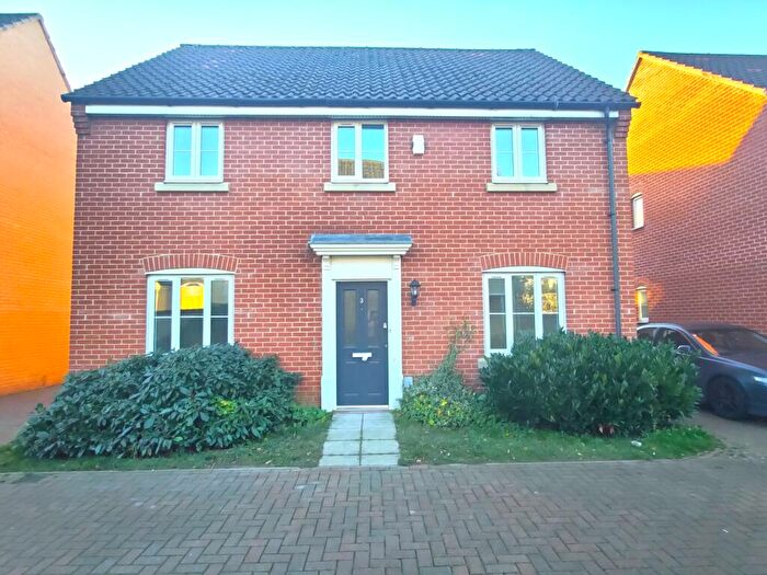 4 Bedroom House To Rent In Bayberry Close, Red Lodge, Bury St. Edmunds, IP28