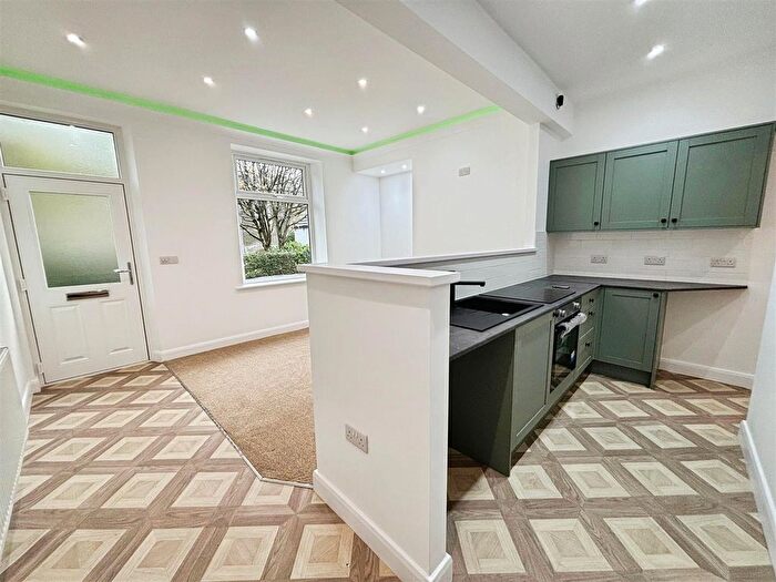 2 Bedroom Terraced House For Sale In Croft Street, Wibsey, Bradford, BD6