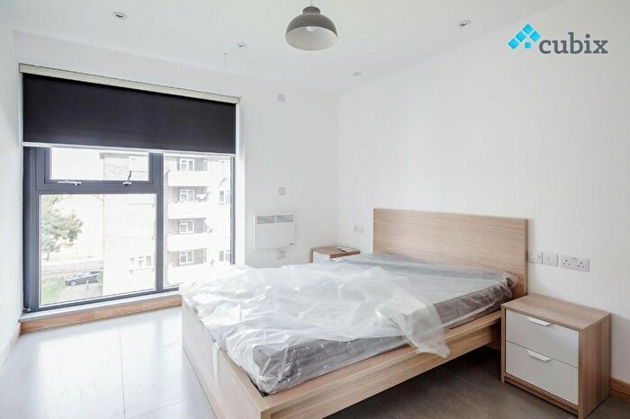 5 Bedroom Apartment To Rent In Lowth Road, London, SE5