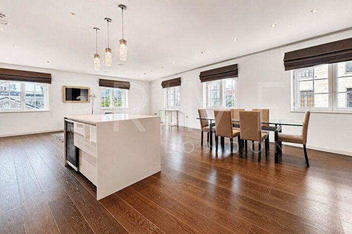 3 Bedroom Flat For Sale In Marconi House, Strand, London, WC2R