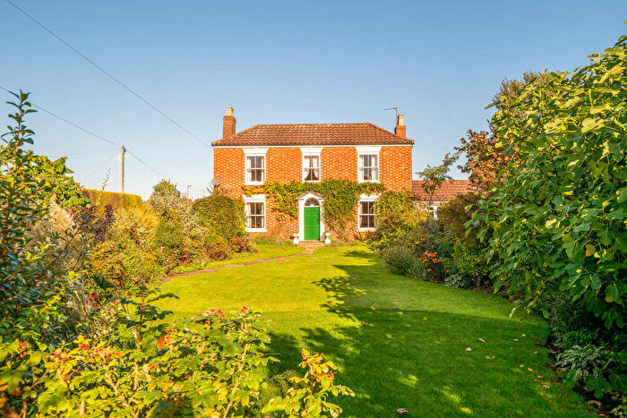 4 Bedroom Detached House For Sale In Bleak House Farm, Grovewood Road, Misterton, Doncaster, South Yorkshire, DN10