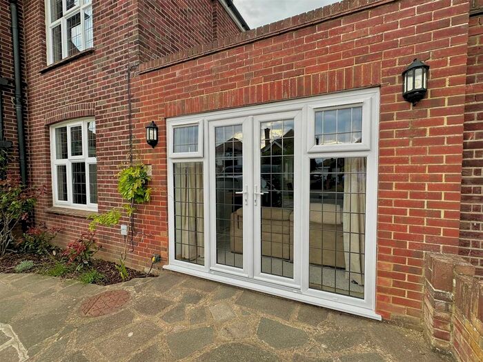1 Bedroom Flat To Rent In Gresham Avenue, Margate, CT9