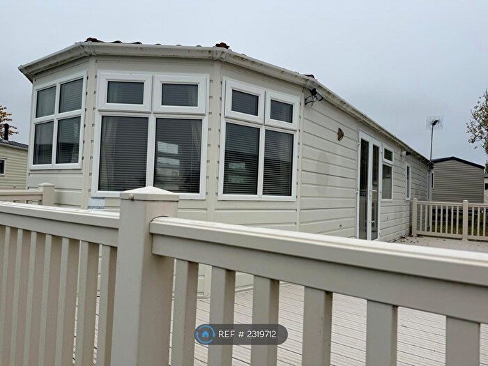 2 Bedroom Park Home To Rent In Pomphrey Hill, Bristol, BS16