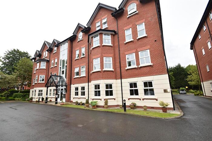 2 Bedroom Apartment To Rent In Northenden Road, Hampton House, M33