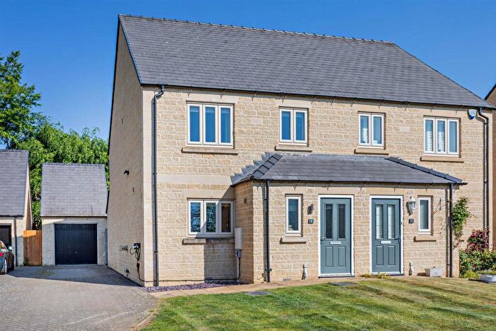 3 Bedroom House For Sale In Prebendal Close, Nassington, PE8