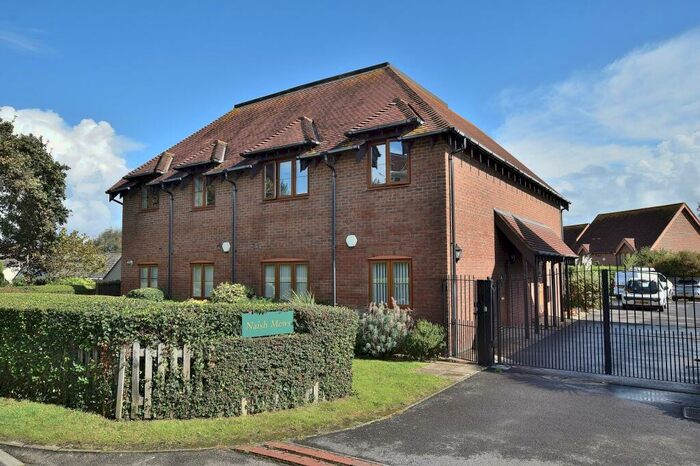 2 Bedroom Flat To Rent In Dilly Lane, Barton On Sea, New Milton, Hampshire., BH25