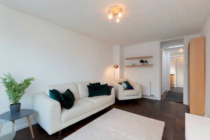 1 Bedroom Flat To Rent In Popham Street, London, N1