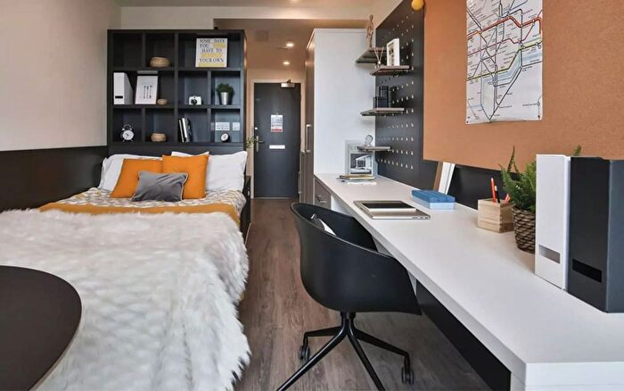 1 Bedroom Studio To Rent In Silicon Wy, London, N1