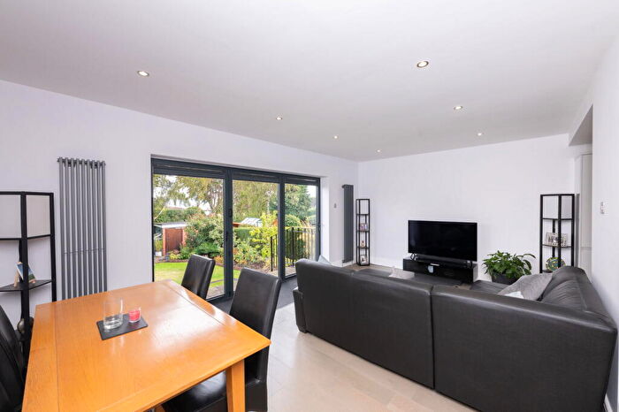 5 Bedroom Detached House For Sale In The Balk, Staincross, Barnsley, S75