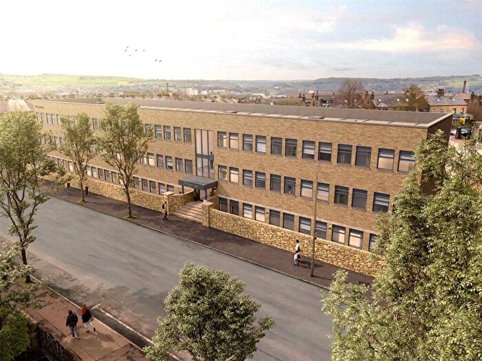 1 Bedroom Apartment To Rent In Spring Hall Lane, Halifax, Calderdale, HX1