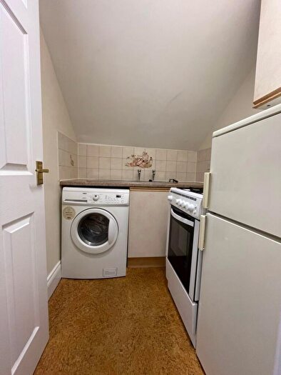 1 Bedroom Flat To Rent In Grosvenor Road, Jesmond, Newcastle Upon Tyne, NE2