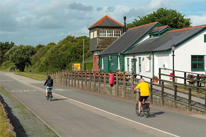 3 Bedroom Detached House For Sale In Drake Avenue A, Yelland, Barnstaple, Devon, EX31