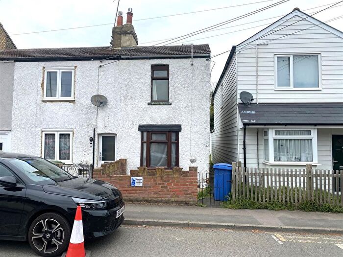 2 Bedroom End Of Terrace House To Rent In High Street, Eastchurch, ME12
