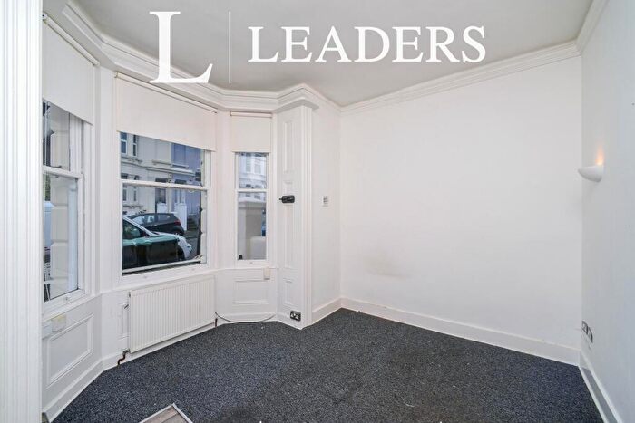 1 Bedroom Flat To Rent In D`Aubigny Road, Brighton, BN2