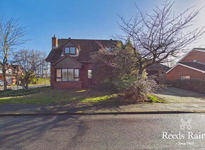 4 Bedroom Detached House For Sale In Craigs Road, Carrickfergus, BT38