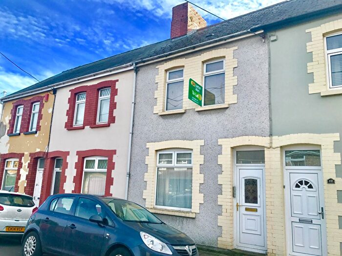 2 Bedroom Property To Rent In Lawrence Street, Caerphilly, CF83