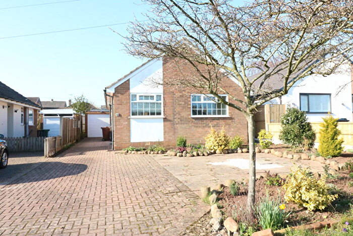 3 Bedroom Detached Bungalow To Rent In Clifford Moor Road, Boston Spa, LS23