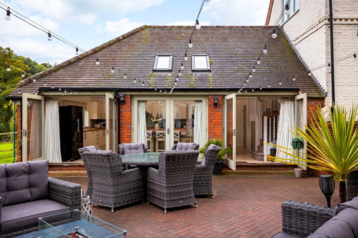 4 Bedroom Barn Conversion For Sale In Titton, Between Hartlebury & Ombersley, DY13