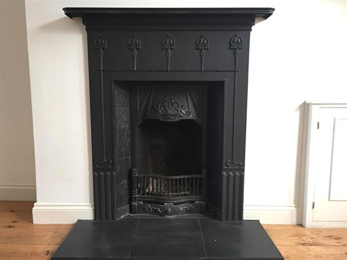 4 Bedroom Terraced House To Rent In Maldon Road - Spacious, BN1