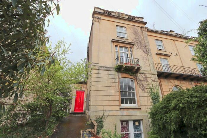 2 Bedroom Flat To Rent In Aberdeen Road, Bristol, BS6