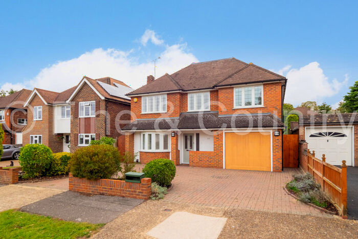 4 Bedroom Detached House To Rent In Abinger Avenue, Sutton, Surrey, SM2