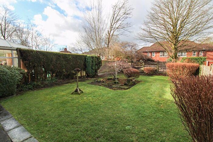 3 Bedroom Semi-Detached House For Sale In Verdun Crescent, Rochdale, OL11