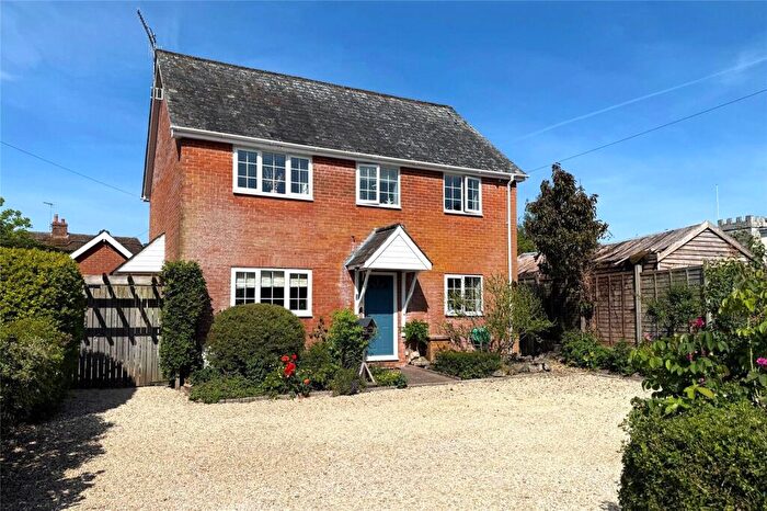 4 Bedroom Detached House For Sale In Shaftesbury Road, Barford St Martin, Salisbury, SP3