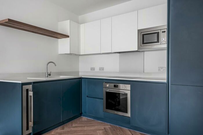 2 Bedroom Flat To Rent In Jenner Close Sidcup, DA14