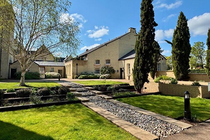 2 Bedroom Apartment For Sale In Kingsley Avenue, Fairfield, Hitchin, SG5