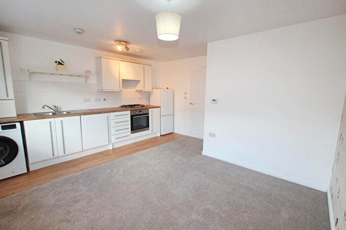 2 Bedroom Coach House To Rent In Ossulbury Lane, Aylesbury, HP19