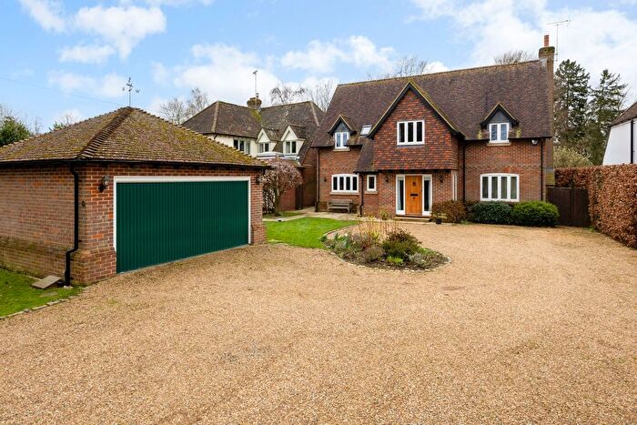 5 Bedroom Detached House For Sale In Kimpton Road, St. Albans, AL4