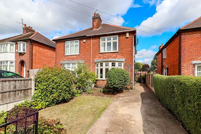 3 Bedroom Semi Detached House For Sale In Kimberley Road, Nuthall, Nottingham, NG16