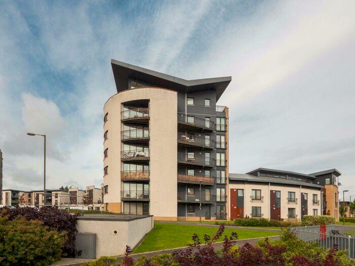 2 Bedroom Flat To Rent In East Pilton Farm Crescent, Fettes, EH5