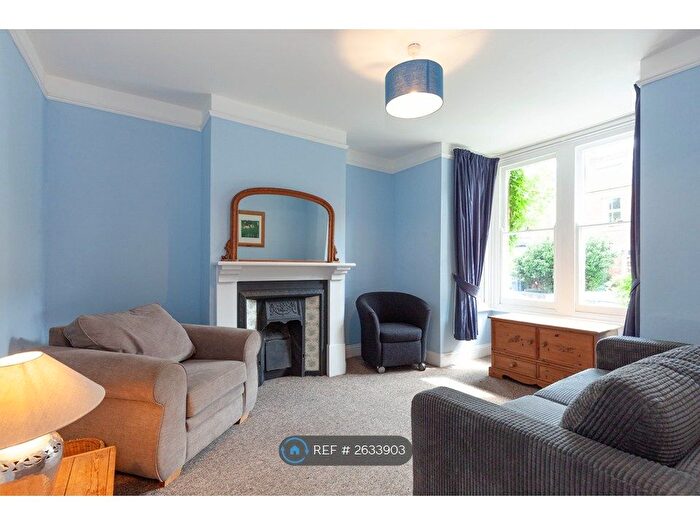 5 Bedroom Terraced House To Rent In Temple Street, Oxford, OX4