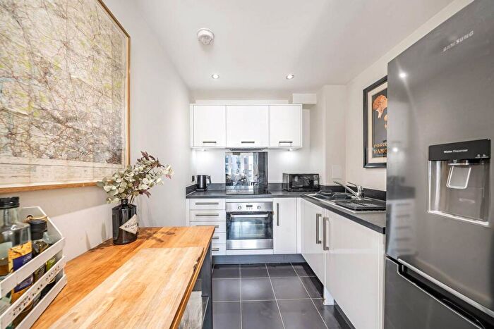 1 Bedroom Flat For Sale In Charcot Road, Colindale, London, NW9