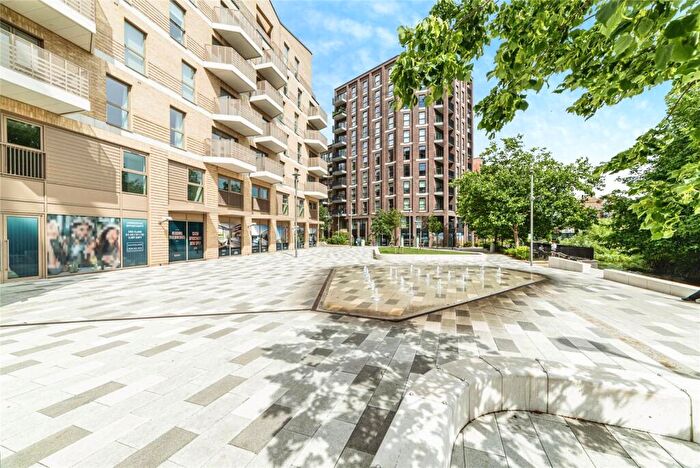2 Bedroom Flat To Rent In Palmer Street, Reading, Berkshire, RG1