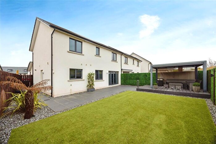 4 Bedroom Semi-Detached House For Sale In Viscount Drive, Eskbank, Dalkeith, Midlothian, EH22