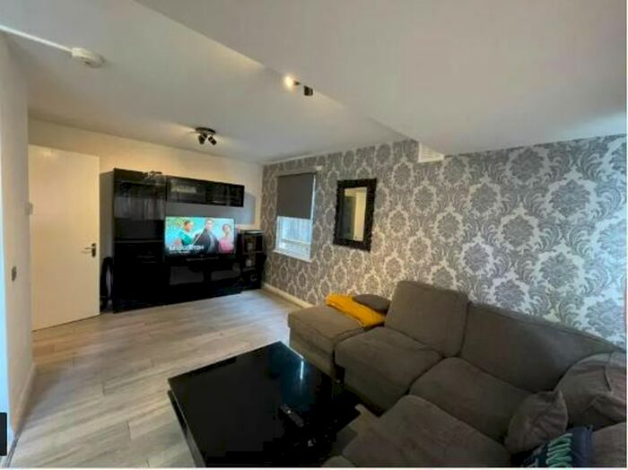 1 Bedroom Flat To Rent In Hackney, London, E8